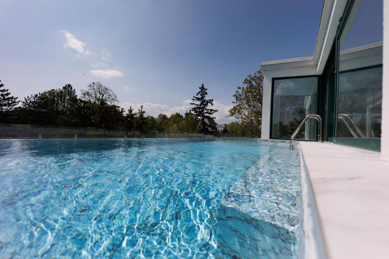 Villa Bauhaus Wellness Apartments 207 - Petiteplage Siófok Exterior foto